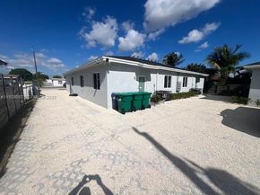 10210 SW 170th Ter, Miami FL 33157