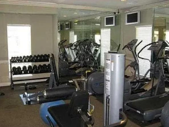 949 Riverside drive 417, Coral Springs FL 33071