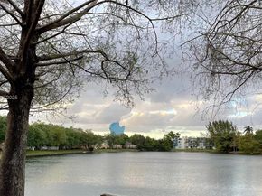 3660 N 56th Ave 609, Hollywood FL 33021