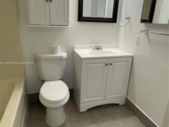 3660 N 56th Ave 609, Hollywood FL 33021