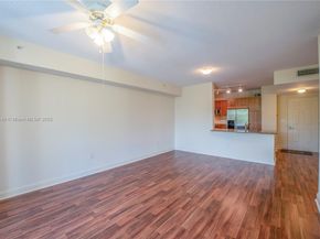 510 NW 84th Ave 303, Plantation FL 33324