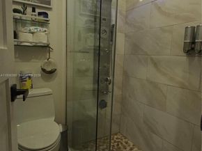 9600 NW 15th Ct, Pembroke Pines FL 33024