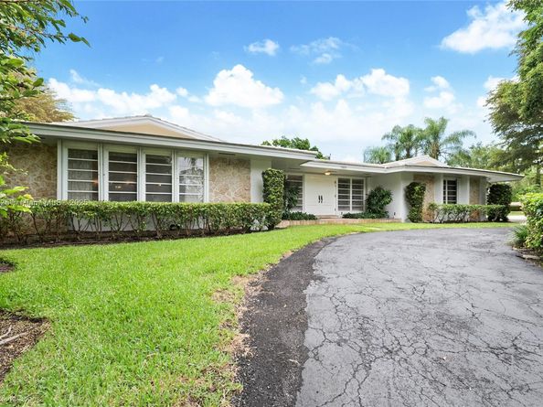 7805 SW 141st St, Palmetto Bay FL 33158