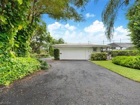 7805 SW 141st St, Palmetto Bay FL 33158