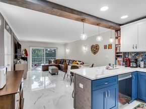1000 Hillcrest Ct 207, Hollywood FL 33021