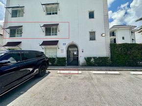 924 SE 2nd St #9, Fort Lauderdale FL 33301