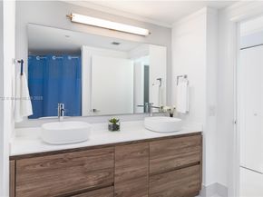 2475 Brickell Ave 1907, Miami FL 33129