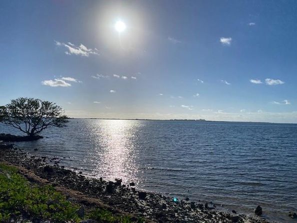 2475 Brickell Ave 1907, Miami FL 33129