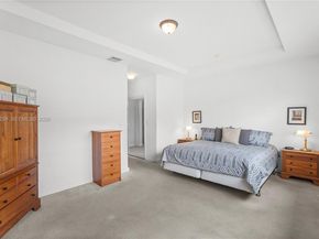 5527 NW 113th Ave, Doral FL 33178