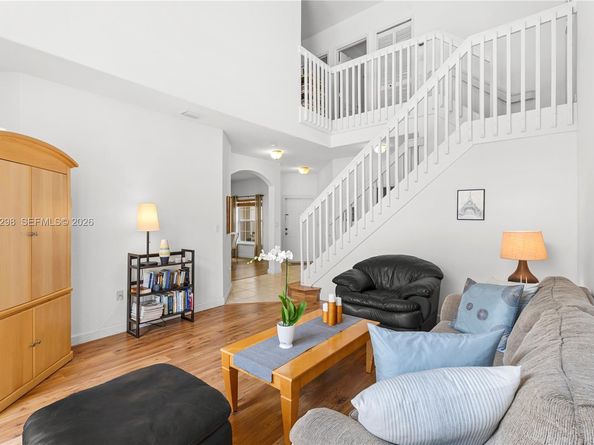 5527 NW 113th Ave, Doral FL 33178