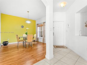 5527 NW 113th Ave, Doral FL 33178