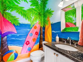 2477 Poinciana Dr, Weston FL 33327