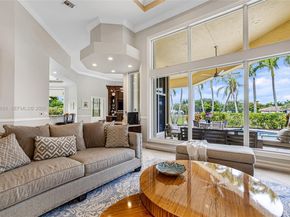 2477 Poinciana Dr, Weston FL 33327
