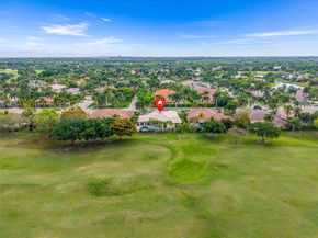 2477 Poinciana Dr, Weston FL 33327