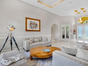 2477 Poinciana Dr, Weston FL 33327