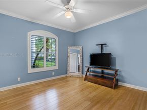 2477 Poinciana Dr, Weston FL 33327