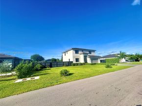 13281 SW 227th St, Miami FL 33170