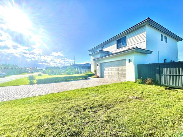 13281 SW 227th St, Miami FL 33170