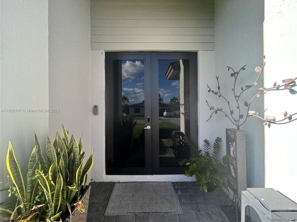 13281 SW 227th St, Miami FL 33170