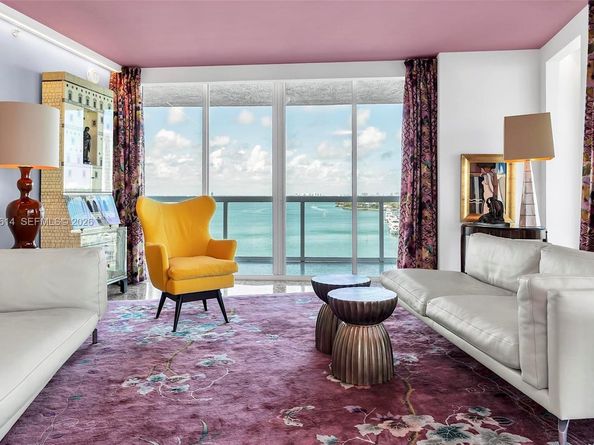 10 Venetian Way 904, Miami Beach FL 33139
