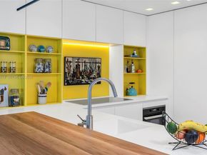 10 Venetian Way 904, Miami Beach FL 33139