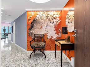 10 Venetian Way 904, Miami Beach FL 33139