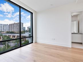 4004 NE 167 St 8, North Miami Beach FL 33160