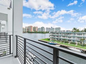 4004 NE 167 St 8, North Miami Beach FL 33160