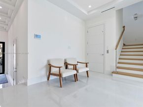 4004 NE 167 St 8, North Miami Beach FL 33160