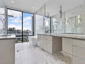 4004 NE 167 St 8, North Miami Beach FL 33160