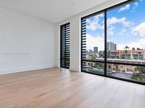 4004 NE 167 St 8, North Miami Beach FL 33160