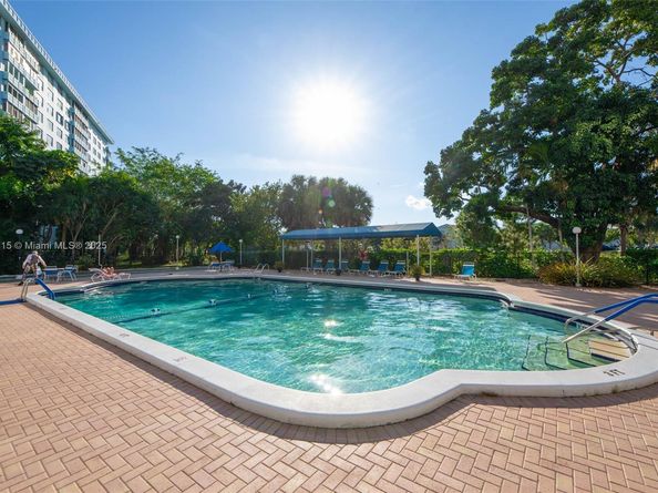 3850 Washington St 212, Hollywood FL 33021