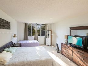 3850 Washington St 212, Hollywood FL 33021