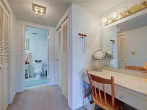 3850 Washington St 212, Hollywood FL 33021