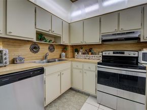 3850 Washington St 212, Hollywood FL 33021