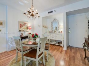 3850 Washington St 212, Hollywood FL 33021