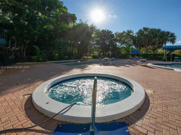 3850 Washington St 212, Hollywood FL 33021