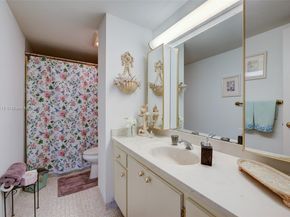 3850 Washington St 212, Hollywood FL 33021