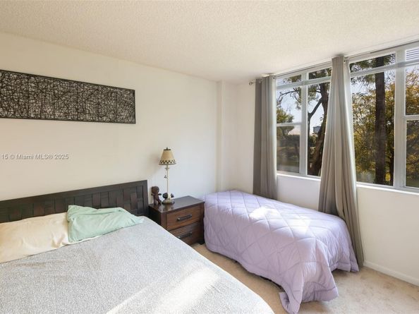 3850 Washington St 212, Hollywood FL 33021