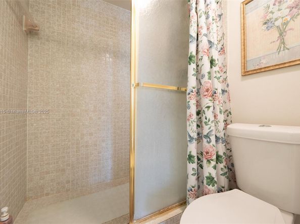 3850 Washington St 212, Hollywood FL 33021