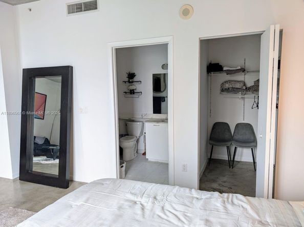 234 NE 3rd St 1204, Miami FL 33132