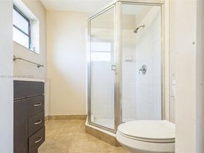 5640 NW 13th Ct, Lauderhill FL 33313