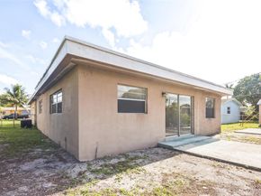 5640 NW 13th Ct, Lauderhill FL 33313