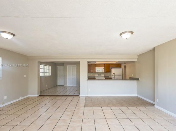 5640 NW 13th Ct, Lauderhill FL 33313