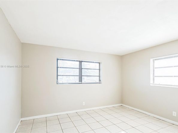 5640 NW 13th Ct, Lauderhill FL 33313