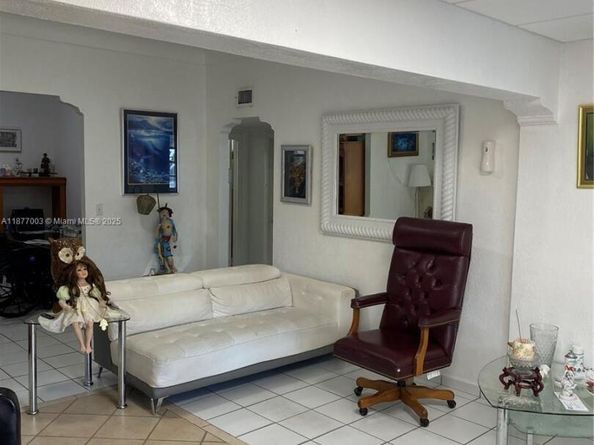 1455 NW 112th St, Miami FL 33167