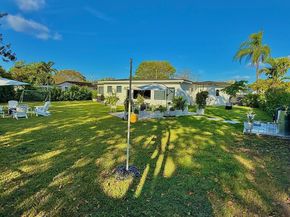 14745 N Spur Dr, Miami FL 33161