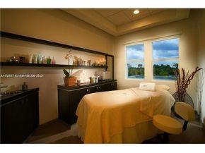 5300 NW 87th Ave 306, Doral FL 33178
