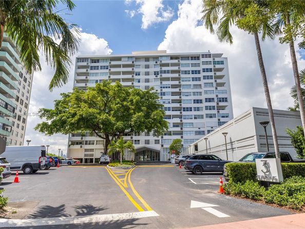 3 Island Ave 15C, Miami Beach FL 33139