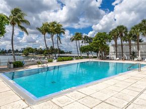 3 Island Ave 15C, Miami Beach FL 33139